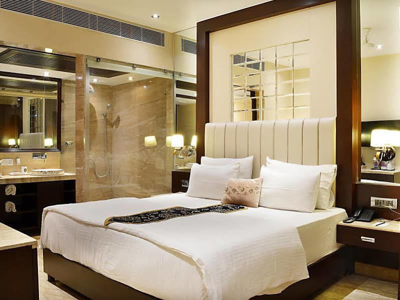 Hotel Emperor Palms Neu-Delhi Exterior foto